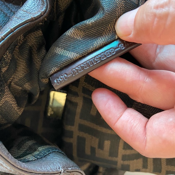 Authentic FENDI handbag - Picture 6 of 14
